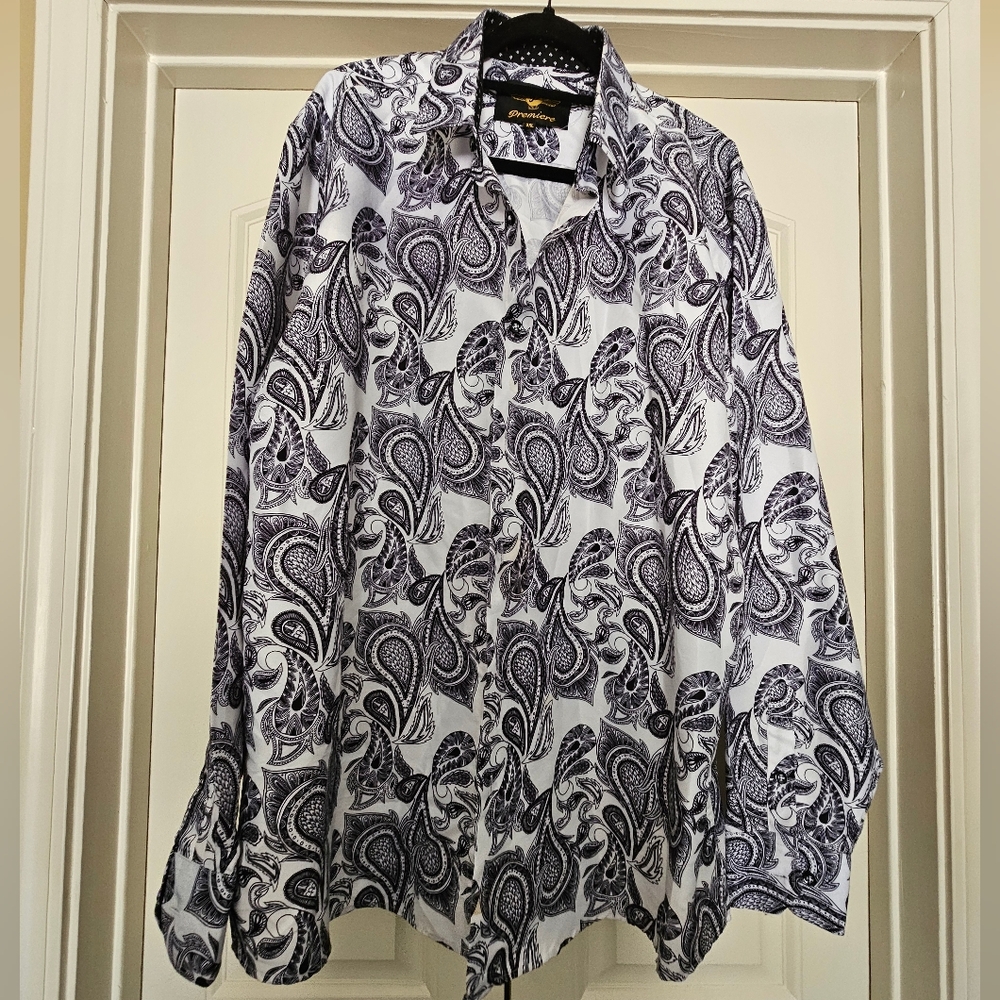 Premiere Black and White Paisley Button-Up Shirt